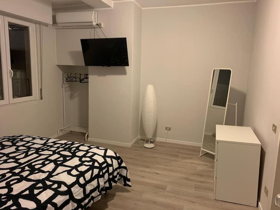 Milano Besana Rent Houseアパートメント エクステリア 写真